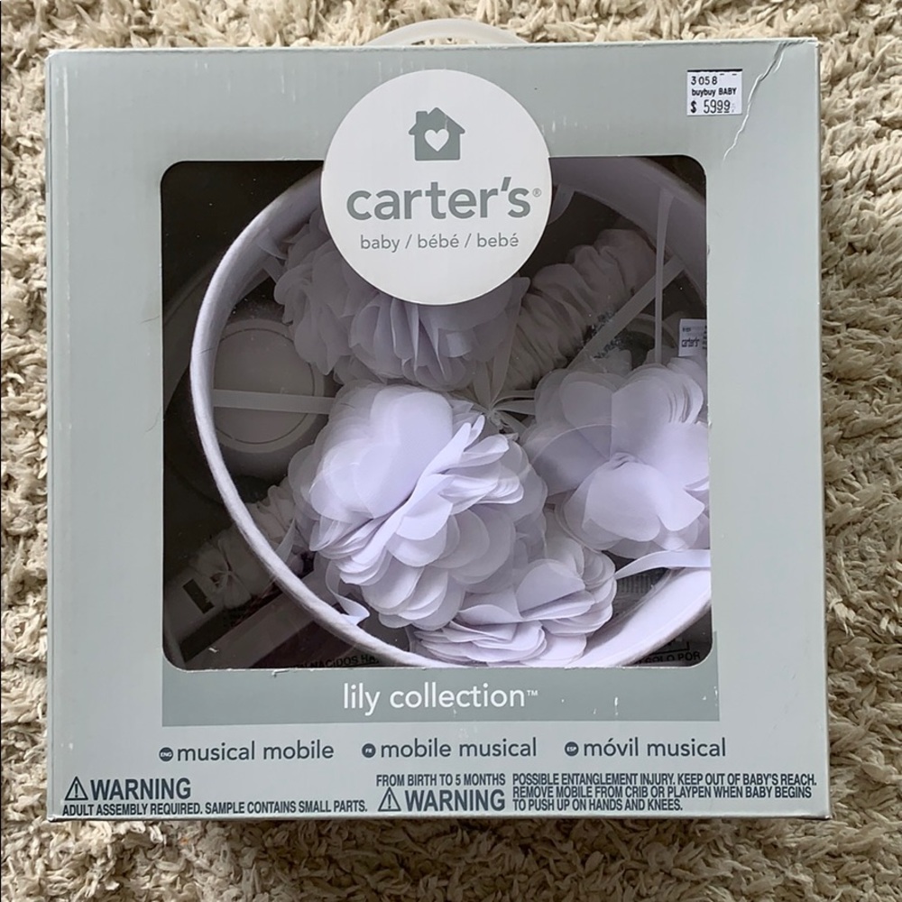 NWT Beautiful Nursery Mobil